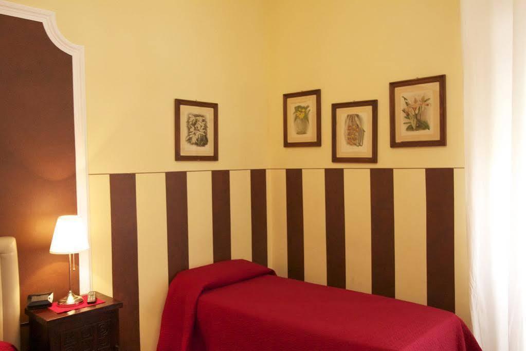 Al Teatro Otel Verona Dış mekan fotoğraf